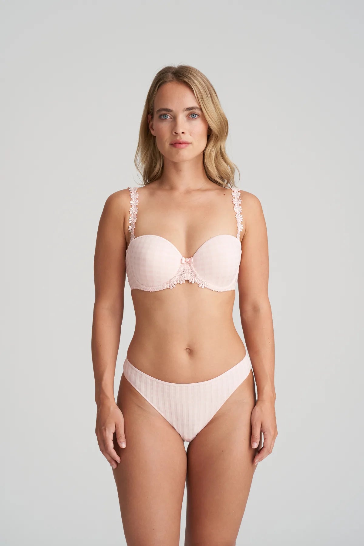 Avero Thong - Pearly Pink