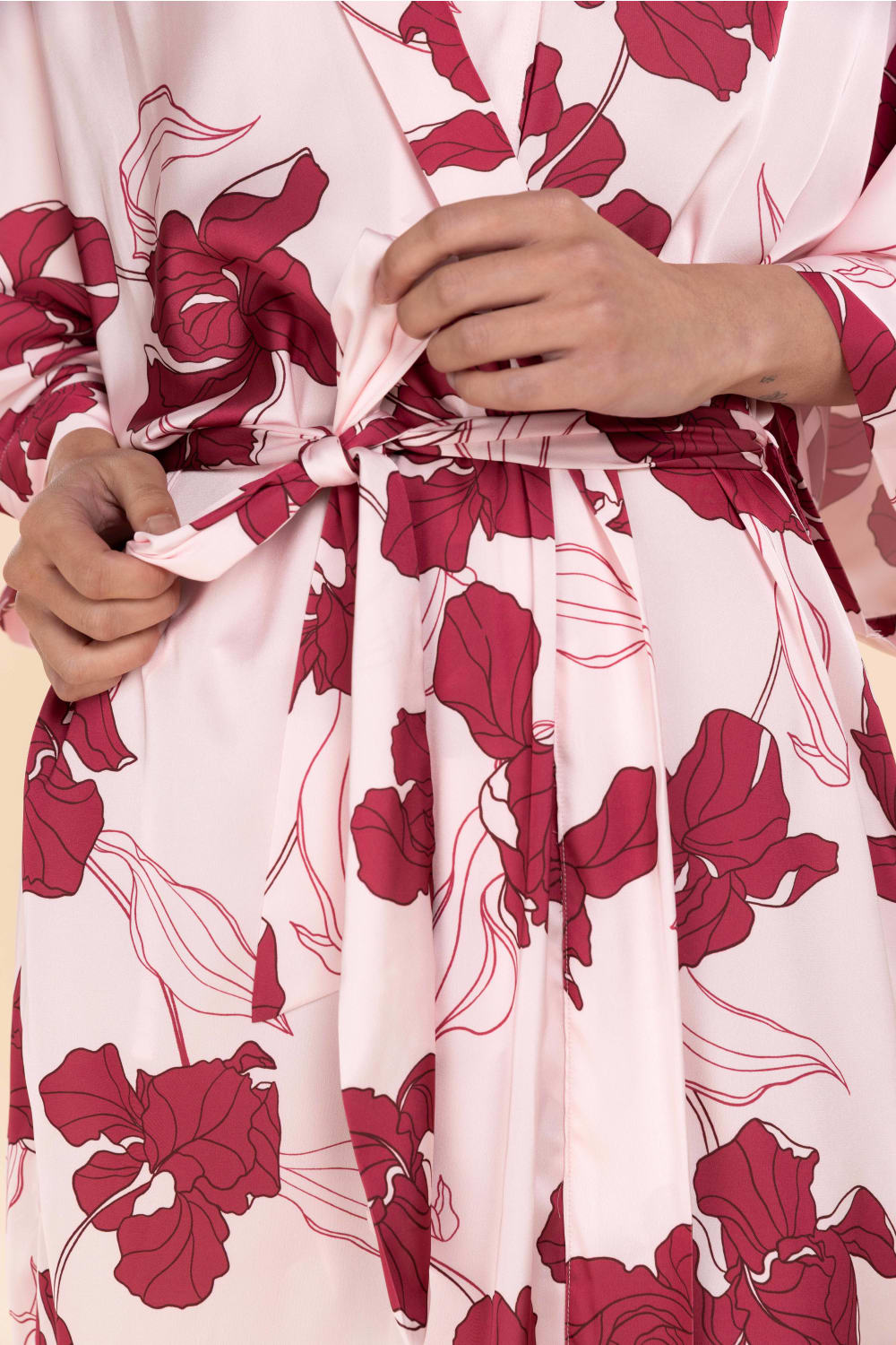 Daisy Silky Satin Robe - Pink