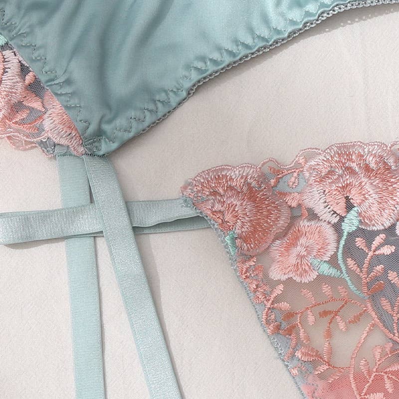 Embroidered Lace 3 Piece Lingerie Set - Lake Blue